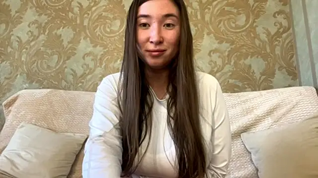 Snapshot of asian_mia_love chatting on 20, 4, 2026 asian mia love online show from 20, 4, 2026