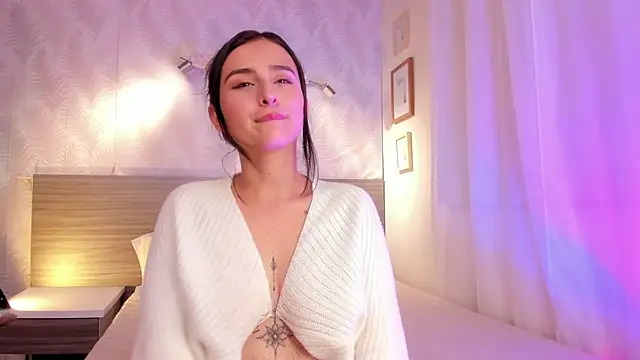 KarolyneLune online show from 15, 7, 2026
