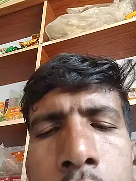 Lipsyguy2295 online show from 16, 3, 2026