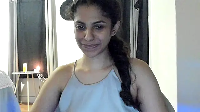 Snapshot of karlatiburcio chatting on 7, 7, 2026 karlatiburcio online show from 7, 7, 2026