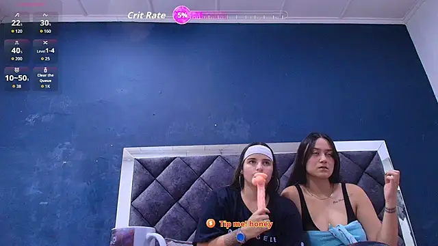 Snapshot of aidanaandvictoria chatting on 14, 3, 2026 aidanaandvictoria online show from 14, 3, 2026