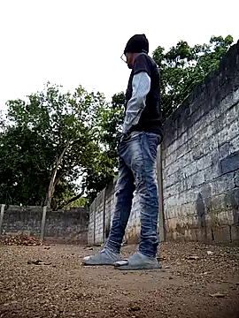 spittingpig1 online show from 19, 3, 2026