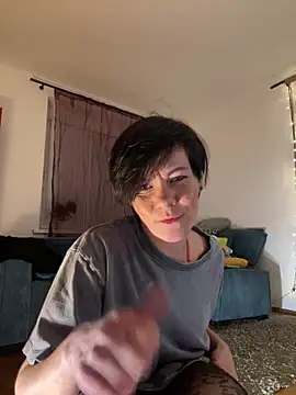 DtPORNBITCH online show from 11, 4, 2026