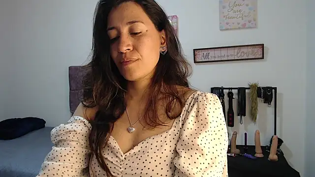 violeta scott online show from 3, 6, 2026