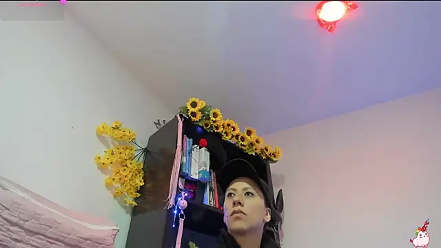 Snapshot of ItsAmara chatting on 10, 6, 2026 ItsAmara online show from 10, 6, 2026