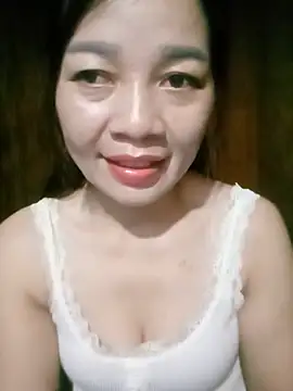 Yiyi102300 online show from 22, 5, 2026