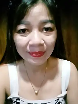 Yiyi102300 online show from 21, 6, 2026