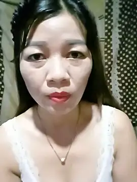 Yiyi102300 online show from 30, 6, 2026