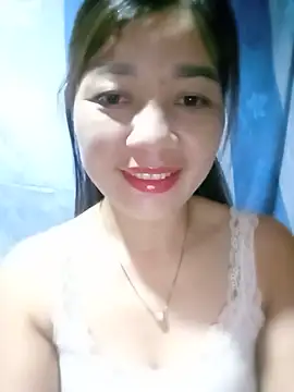 Yiyi102300 online show from 10, 7, 2026
