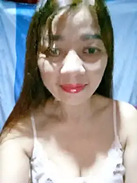 Yiyi102300 online show from 3, 8, 2026
