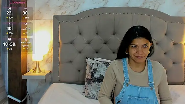 AishaCambell  online show from 6, 7, 2026