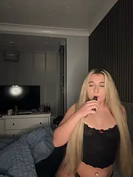 Rosienew  online show from 19, 3, 2026