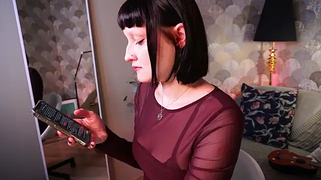 Velvet Lily online show from 5, 4, 2026