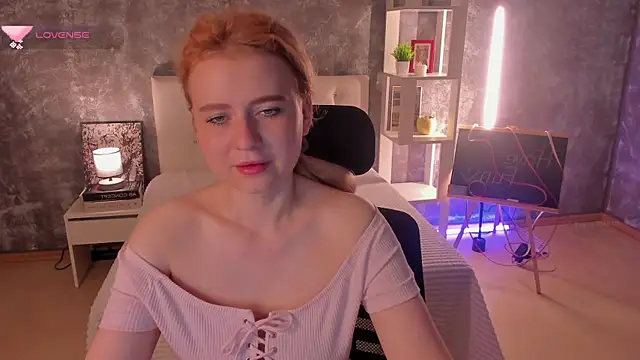 Snapshot of Shiny_Liss chatting on 30, 6, 2026 Shiny Liss online show from 30, 6, 2026