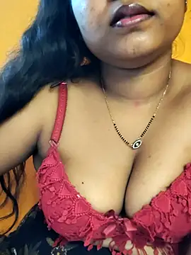 Snapshot of hotmiki chatting on 25, 3, 2026 hotmiki online show from 25, 3, 2026