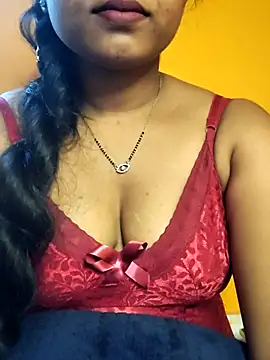 hotmiki online show from 4, 4, 2026