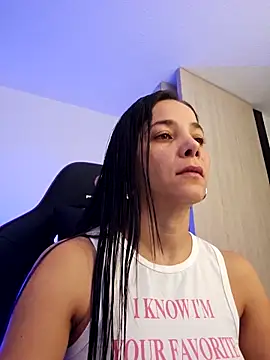 Snapshot of miaeyex chatting on 16, 4, 2026 miaeyex online show from 16, 4, 2026