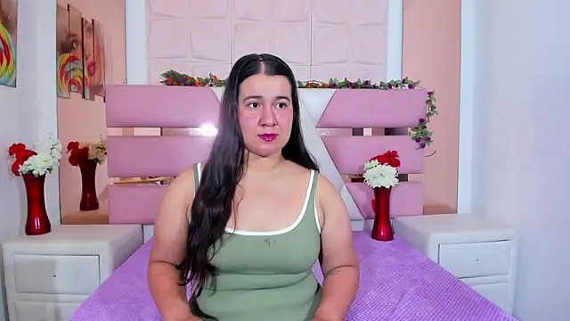 Snapshot of TifannyConors chatting on 12, 4, 2026 TifannyConors online show from 12, 4, 2026