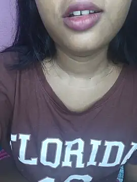 Blossom lily online show from 28, 7, 2026