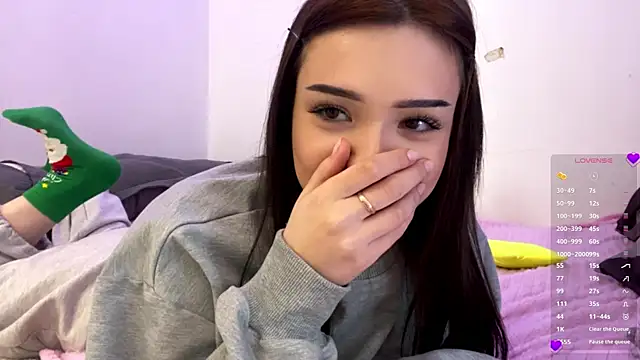 BeckyAurielle online show from 10, 4, 2026