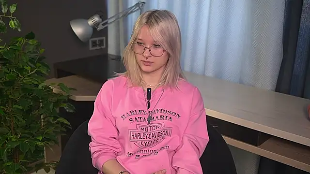 DinaSporn online show from 17, 3, 2026