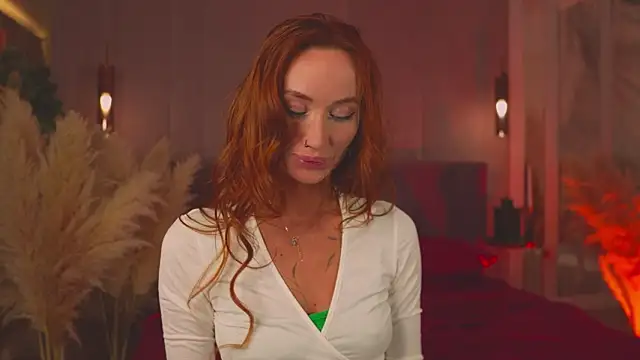 SerenaWest  online show from 1, 4, 2026