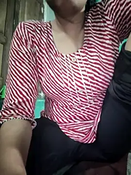 model seela online show from 13, 4, 2026