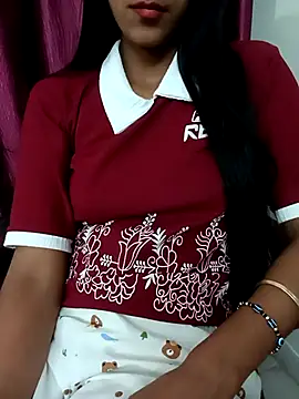Snapshot of aushi_rajput chatting on 14, 4, 2026 aushi rajput online show from 14, 4, 2026