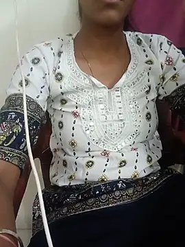 Snapshot of aushi_rajput chatting on 11, 5, 2026 aushi rajput online show from 11, 5, 2026