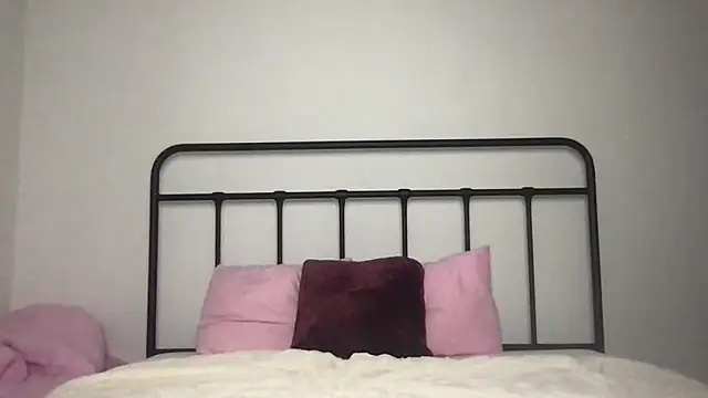 Juliadaheim online show from 16, 3, 2026