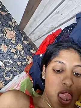 Pari lovers online show from 12, 4, 2026