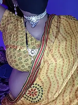 Snapshot of Miss_roohi chatting on 13, 7, 2026 Miss roohi online show from 13, 7, 2026