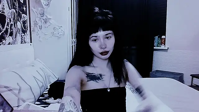 AllisonDeetz online show from 14, 6, 2026