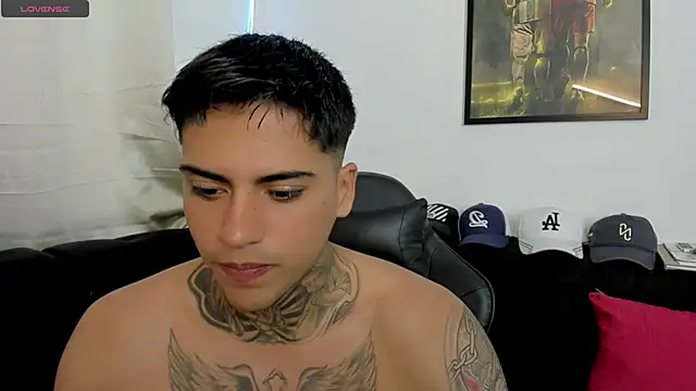 Snapshot of sweetlatinoboy chatting on 16, 3, 2026 sweetlatinoboy online show from 16, 3, 2026