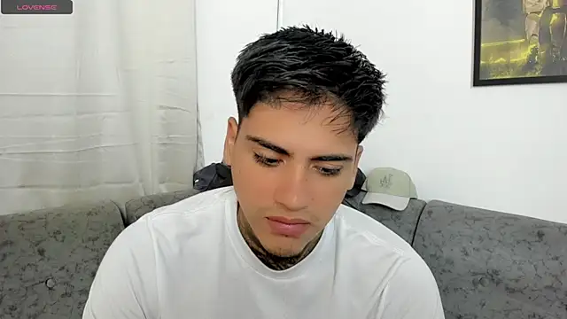sweetlatinoboy online show from 3, 8, 2026