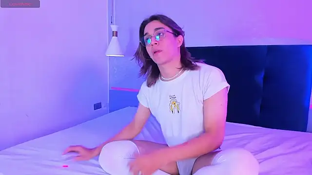 Snapshot of Keita_Moon chatting on 23, 5, 2026 Keita Moon online show from 23, 5, 2026