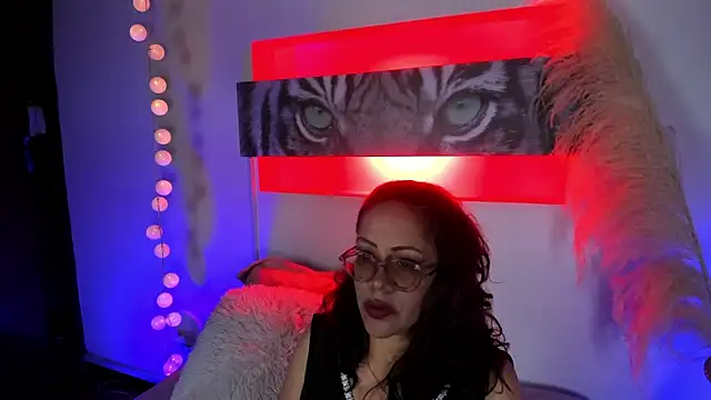 Mariia Paulaa online show from 17, 6, 2026