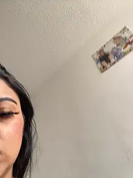 Sarah-917 online show from 26, 7, 2026
