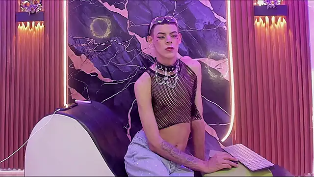 Kitty New house online show from 3, 4, 2026