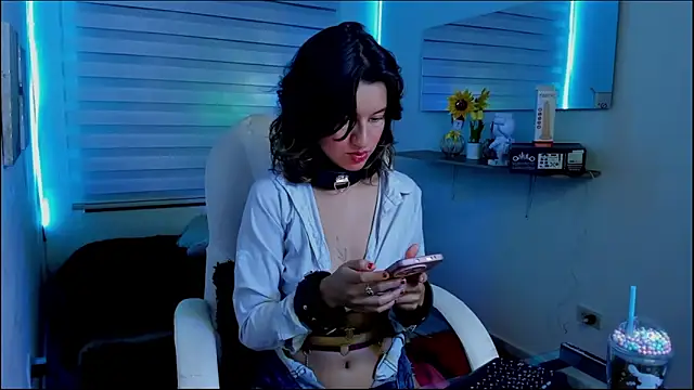 Snapshot of Clawdeen_Hot chatting on 20, 3, 2026 Clawdeen Hot online show from 20, 3, 2026