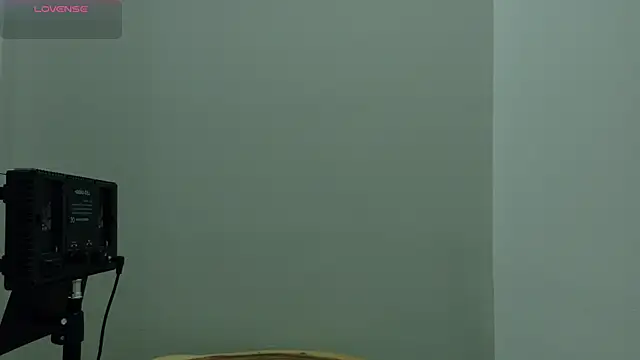 Snapshot of Megan_lux_ chatting on 18, 7, 2026 Megan lux online show from 18, 7, 2026