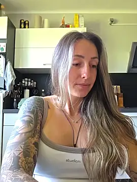 NicoleKaiser online show from 29, 5, 2026