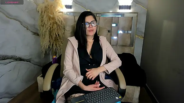Cata black online show from 24, 4, 2026