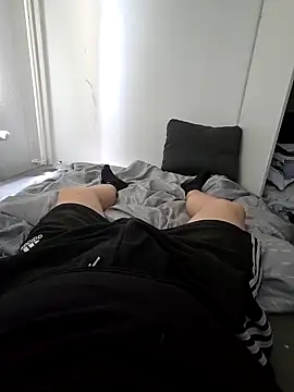 OssiBigCum online show from 4, 6, 2026