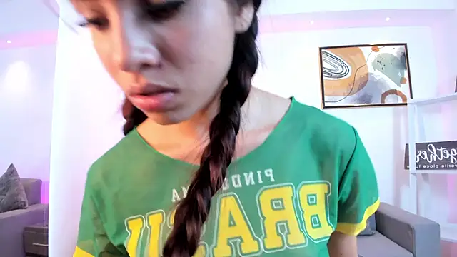 mily Lopez online show from 8, 7, 2026