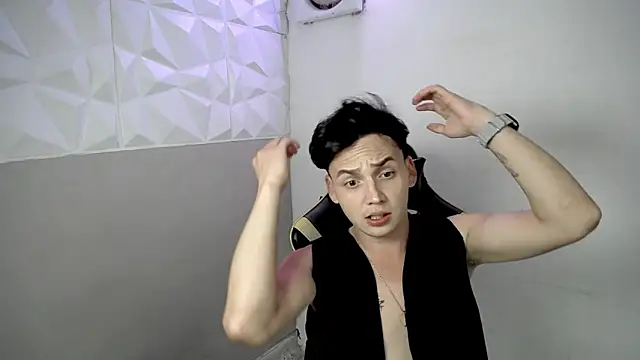 Snapshot of Mathias_twinkk chatting on 31, 5, 2026 Mathias twinkk online show from 31, 5, 2026