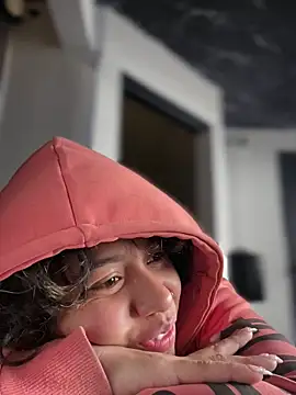 Laila LS online show from 5, 6, 2026