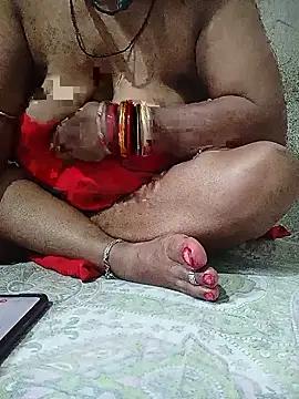 hottsexyy online show from 18, 5, 2026