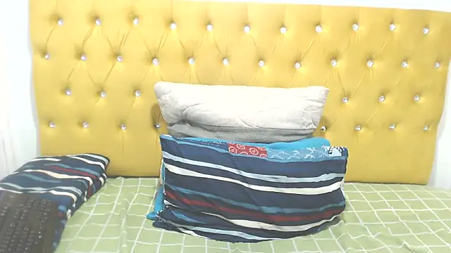 BubbleGumBADAss online show from 13, 4, 2026