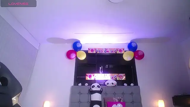 Melannyy V online show from 4, 7, 2026